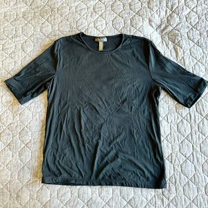 Banana Republic dark slate blue stretchy T-shirt, perfect for layering, size M